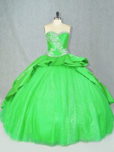 Sleeveless Embroidery Lace Up Ball Gown Prom Dress with Brush Train