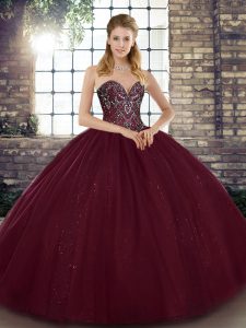 Hot Selling Tulle Sweetheart Sleeveless Lace Up Beading Quinceanera Dresses in Burgundy