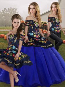 Royal Blue Three Pieces Tulle Off The Shoulder Sleeveless Embroidery Floor Length Lace Up 15 Quinceanera Dress