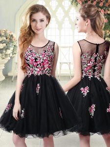 High End Black Scoop Neckline Embroidery Prom Evening Gown Sleeveless Zipper