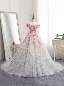Affordable Sleeveless Tulle Brush Train Lace Up Quinceanera Gown in White with Appliques