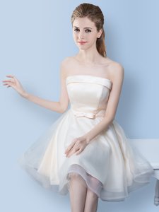 Cute White Tulle Lace Up Strapless Sleeveless Knee Length Quinceanera Court of Honor Dress Bowknot