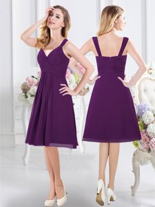 Super Sleeveless Chiffon Knee Length Zipper Dama Dress for Quinceanera in Purple for with Ruching