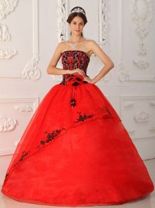 Strapless Sequin Red Quinceanera Dress with Black Appliques