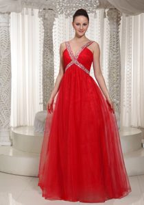 Beading Straps Chiffon Floor-length Prom Dress With V-neck in Red