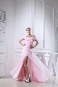 Off-the-shoulder Slitted Chiffon Prom Dress for Girls in Baby Pink