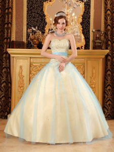 A-line Sweetheart Beading Quinceanera Dress in Light Yellow