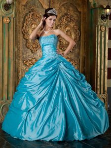 Blue Ball Gown Strapless Floor-length Quinceanera Dress with Appliques