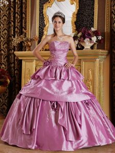 Strapless Floor-length Lavender Ruffled Beading Quinceanera Gown