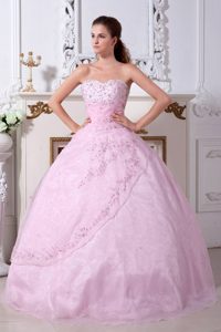 Embroidery Organza Sweetheart Quinceanera Dresses in Rose Pink