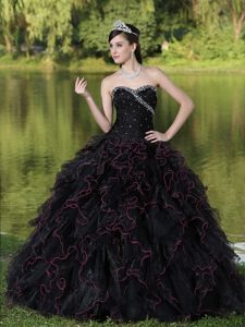 Ruffles Layered Beading Sweetheart Black Quinceanera Dresses