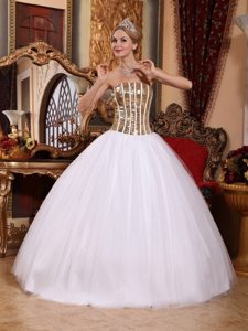 Sequins White Tulle Strapless Sweet Sixteen Quinceanera Dresses