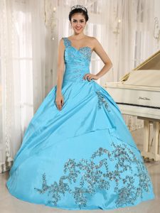 One Shoulder Appliques Baby Blue Beading Dresses For Quinceanera