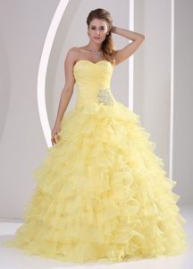 Ruched Beading Sweetheart Appliques Light Yellow Ruffled Quinceanera Gown