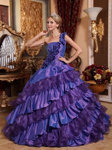 One Shoulder Appliques Hand Made Flowers Layered Purple Dresses For 15