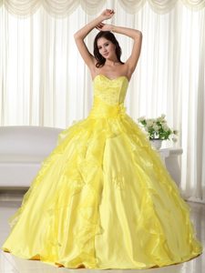 Ruffles Embroidery Sweetheart Handmade Flowers Yellow Quinceanera Gowns