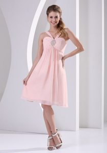 Straps Baby Pink Short Chiffon Prom Evening Dress with V-neck and Beading