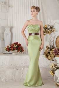 Sweetheart Junior Prom Dress in Yellow Green with Beading and Sash