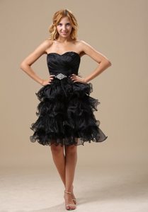 Knee-length A-line Ruched Prom Gown with Beading and Ruffles