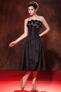 Tea-Length Strapless Black Party Dress with Handmade Flowers