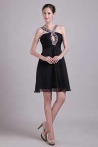 2014 Hot Sale Chiffon V-Neck Beaded Little Black Cocktail Dress