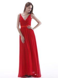Fabulous Chiffon V-neck Ruched Red Long Prom Holiday Dresses
