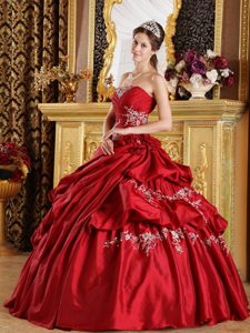 Fast Shipping Appliqued Strapless Wine Red Sweet 16 Dresses