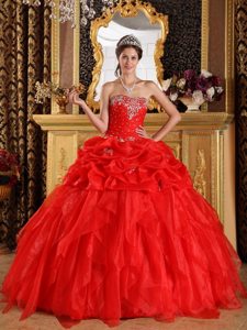 Red Ball Gown Organza Quinceanera Dress with Appliques Pick ups