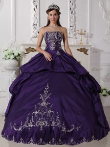 Embroidery and Pick ups Accent Quinces Dresses in Dark Purple