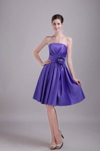 Purple A-line Strapless Knee-length Prom Graduation Dress