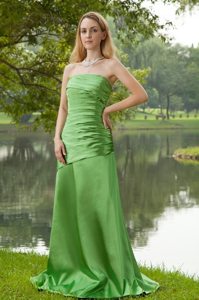 Spring Green A-line Strapless Brush Train Ruched Prom Dresses