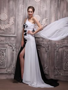 Hot One Shoulder Ruched Slitted White and Black Prom Dress