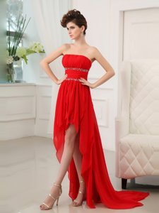 Red Column/Sheath Strapless Sleeveless Chiffon High Low Zipper Beading and Ruffles Prom Evening Gown