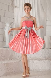 Sweet Strapless Pleat Prom Dresses with Bowknot Knee-length for Imperatriz