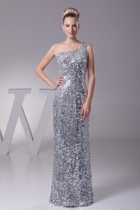 Silver Sequin Over One Shoulder Sheath Prom Gowns For Beauties