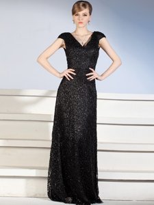 Lace V-neck Cap Sleeves Brush Train Side Zipper Beading and Lace Homecoming Dress in Black