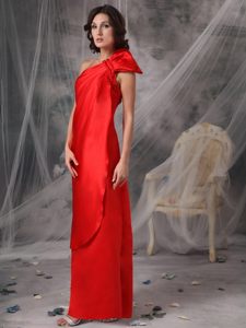 Elegant Red Prom Graduation Dress High Slit One Shoulder Satin in Suzano