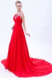 Appliqued Red Asymmetrical Prom Bridesmaid Dress with Court Train