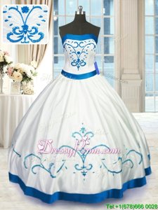 Affordable White Sleeveless Satin Lace Up 15 Quinceanera Dress forMilitary Ball and Sweet 16 and Quinceanera