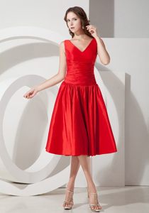 Chinese Red A-line / Princess V-neck Taffeta Quince Dama Dresses