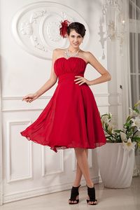 Red Sweetheart Short Chiffon A-line Ruche Dama Dress in France