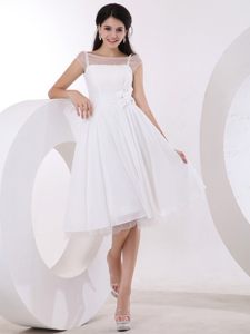 Hand Made Flowers Bateau Neck White Knee-length Dresses For Prom Court