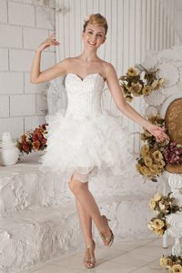 Ruffled Sweetheart Beading Organza White Short Prom Gowns