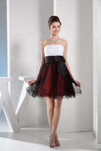 White and Black Mini Senior Prom with Appliques and Bowknot Sash