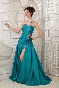 Special Hand Made Flowers Ruched and Beaded Prom Evening Dress