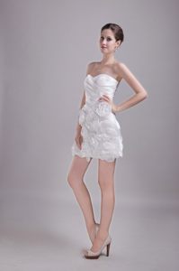 Excellent Handmade Flowers White Sweetheart Mini Prom Dresses