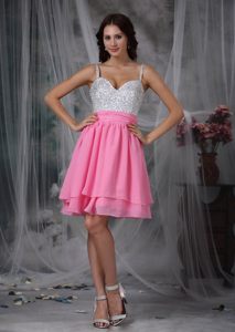 Pink and White Mini-length Chiffon Beads Prom Gown with Straps