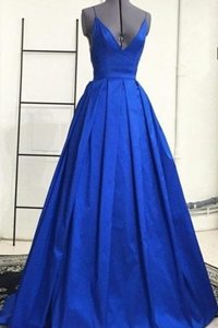 Vintage Royal Blue A-line Spaghetti Straps Sleeveless Satin Sweep Train Criss Cross Ruching Prom Evening Gown