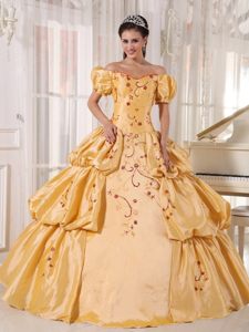 Beaded Gold Off Shoulder Quinces Dresses with Short Puff Sleeves
