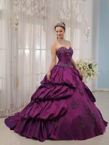 Appliques and Court Train Quinces Dresses in Eggplant Purple